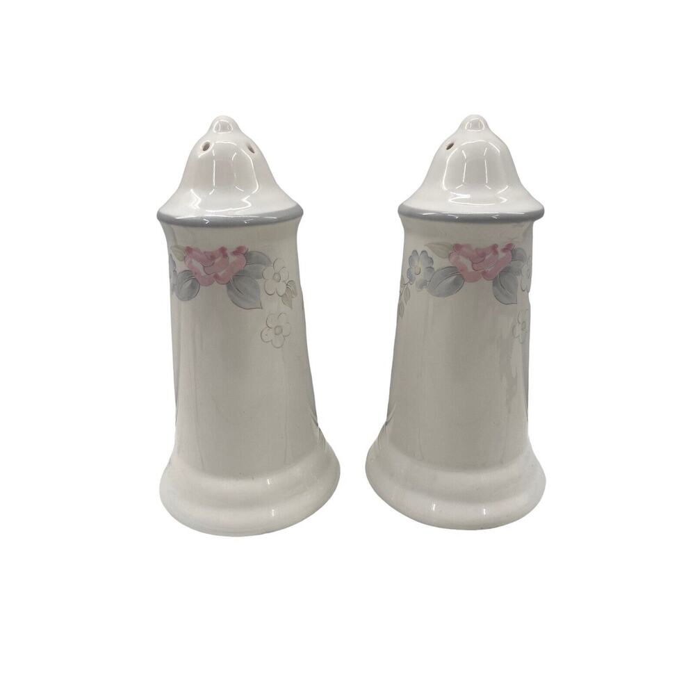 Pfaltzgraff Wyndham Salt And Pepper Shakers Floral Vintage Cottage Core Duo